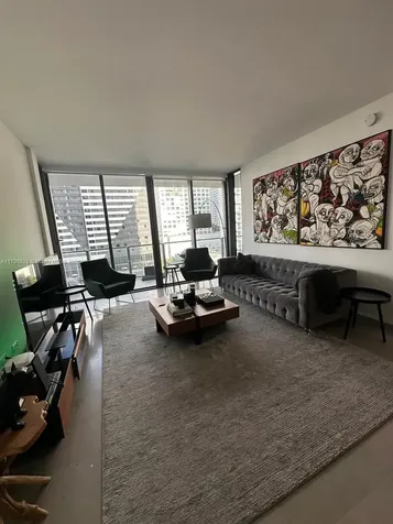 88 SW 7th Street Miami FL 33130