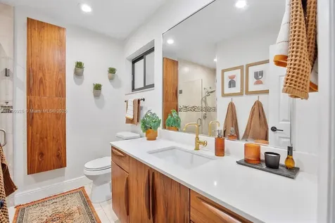 19825 SW 88th Court Cutler Bay FL 33157