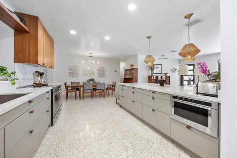 19825 SW 88th Court Cutler Bay FL 33157