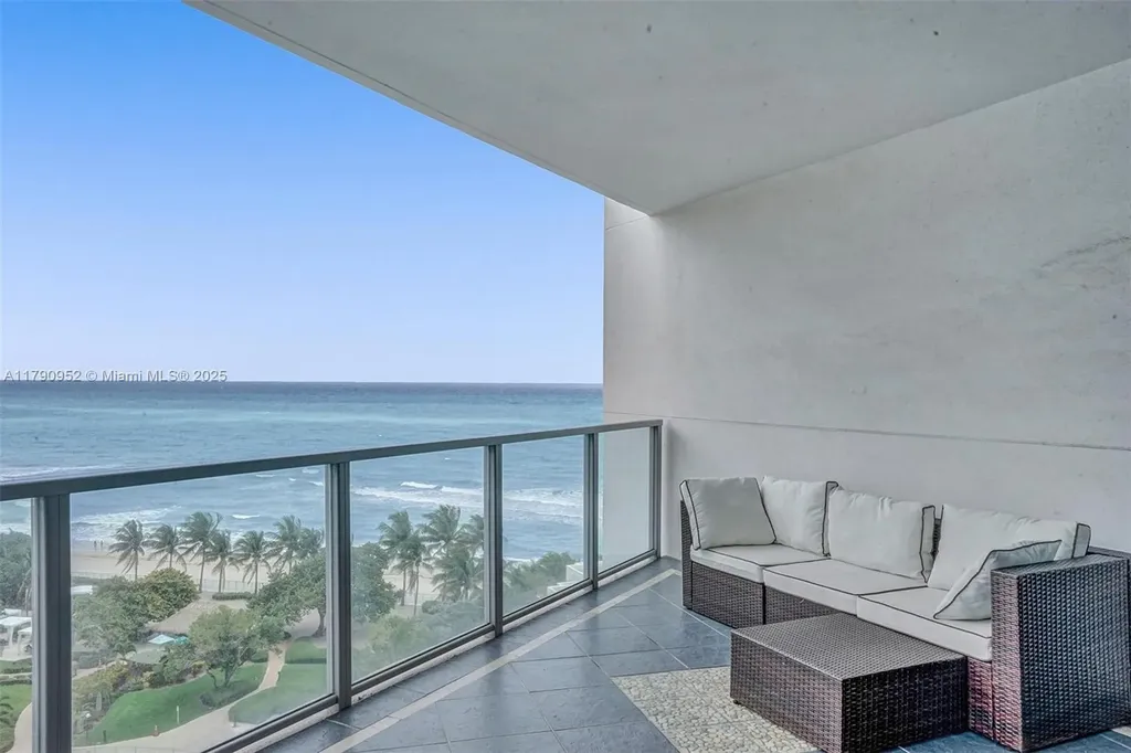 3101 S Ocean Drive Hollywood FL 33019