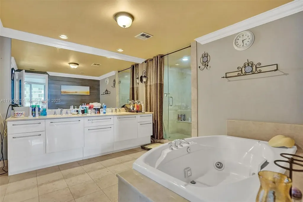 3101 S Ocean Drive Hollywood FL 33019