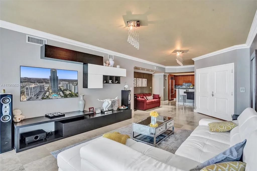 3101 S Ocean Drive Hollywood FL 33019