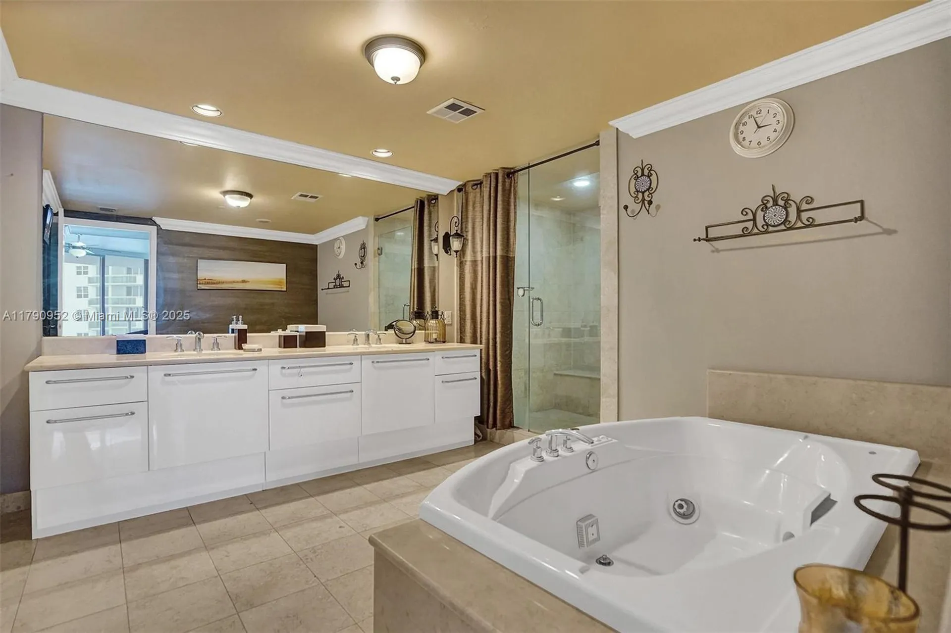 3101 S Ocean Drive Hollywood FL 33019