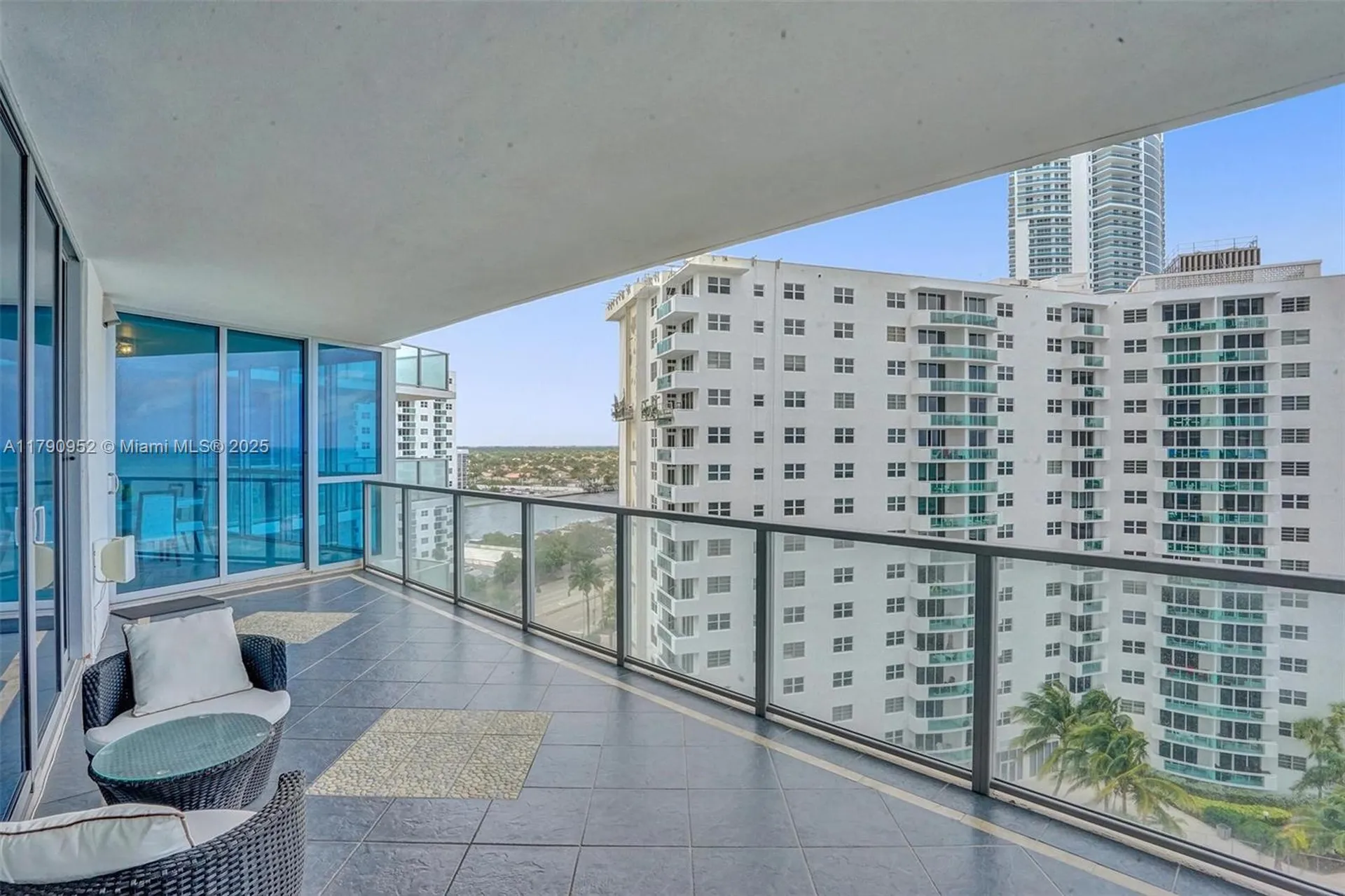 3101 S Ocean Drive Hollywood FL 33019
