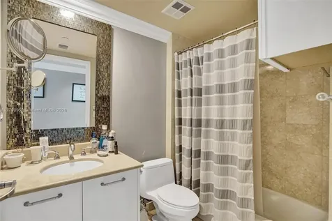 3101 S Ocean Drive Hollywood FL 33019