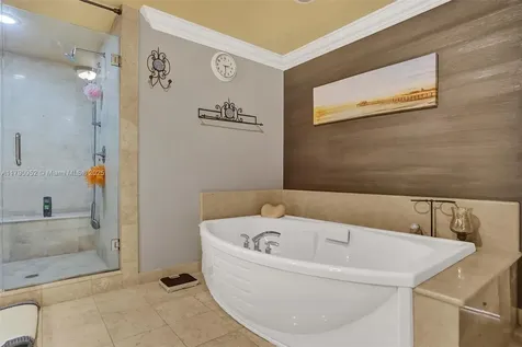 3101 S Ocean Drive Hollywood FL 33019