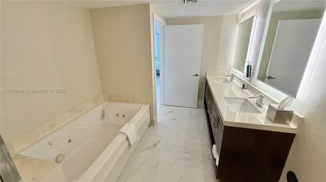 17375 Collins Avenue Sunny Isles Beach FL 33160