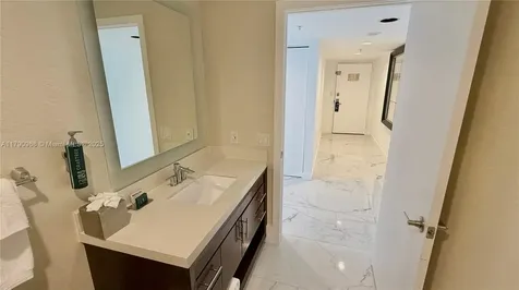 17375 Collins Avenue Sunny Isles Beach FL 33160