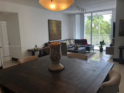 9725 NW 52nd Street Doral FL 33178