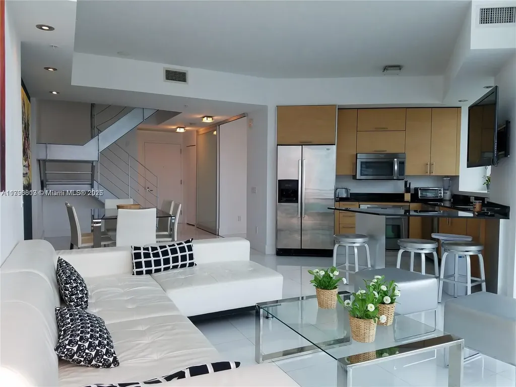 60 SW 13th Street Miami FL 33130