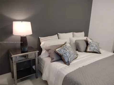 60 SW 13th Street Miami FL 33130