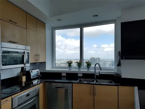 60 SW 13th Street Miami FL 33130