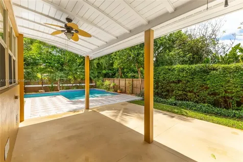 172 NW 87th Street El Portal FL 33150