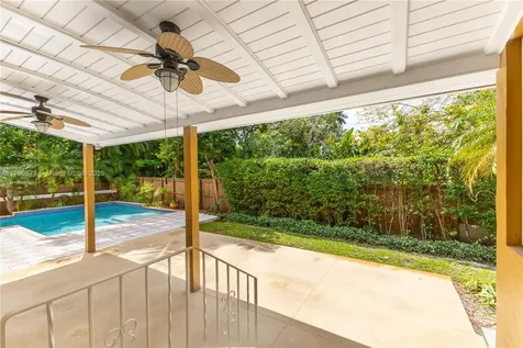 172 NW 87th Street El Portal FL 33150