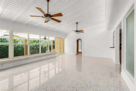 172 NW 87th Street El Portal FL 33150