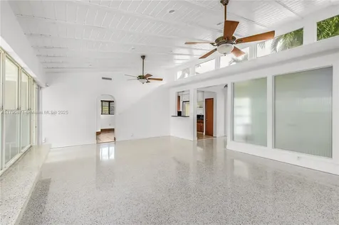 172 NW 87th Street El Portal FL 33150