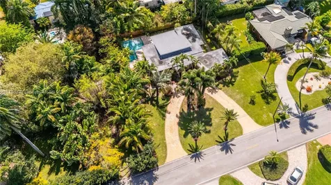 172 NW 87th Street El Portal FL 33150
