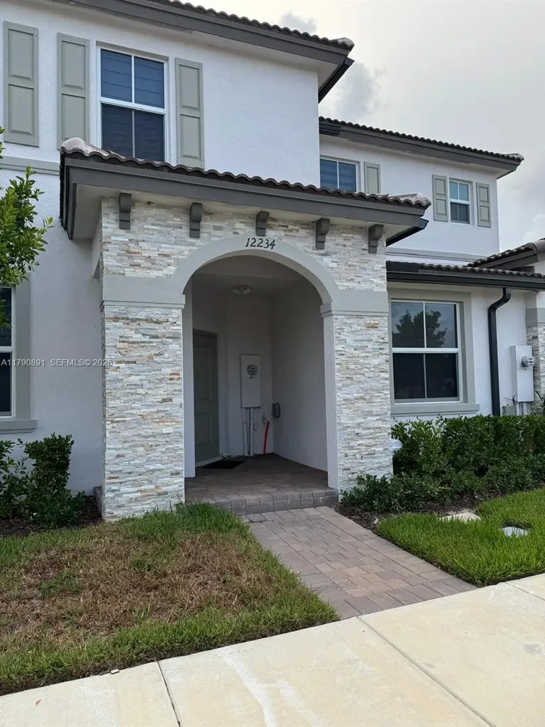 12234 NW 23rd Path Miami FL 33167
