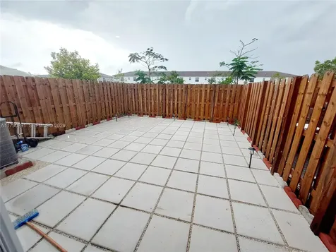 12234 NW 23rd Path Miami FL 33167