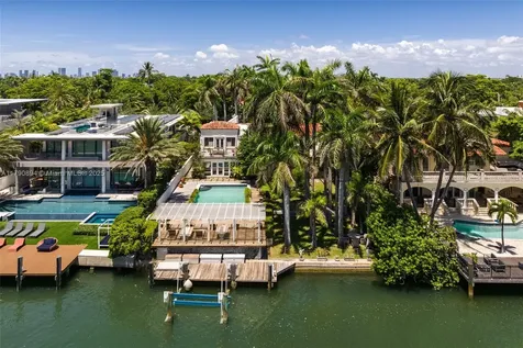 5215 Pine Tree Drive Miami Beach FL 33140