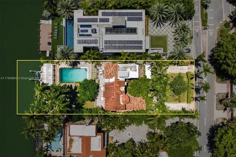 5215 Pine Tree Drive Miami Beach FL 33140