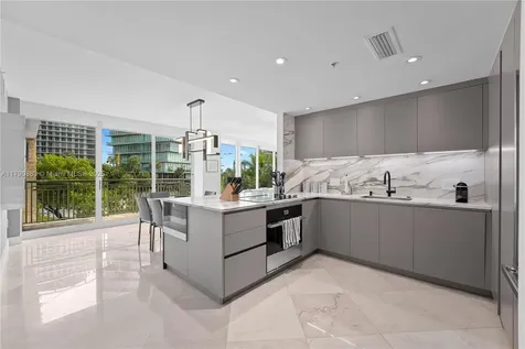 3400 SW 27th Avenue Miami FL 33133