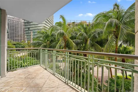 3400 SW 27th Avenue Miami FL 33133