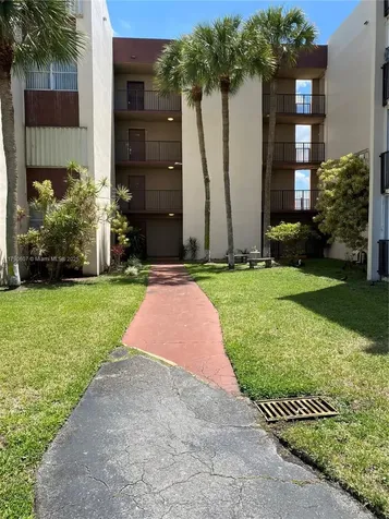 9411 SW 4th Street Miami FL 33174