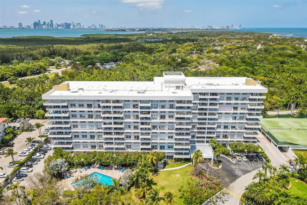 155 Ocean Lane Drive Key Biscayne FL 33149