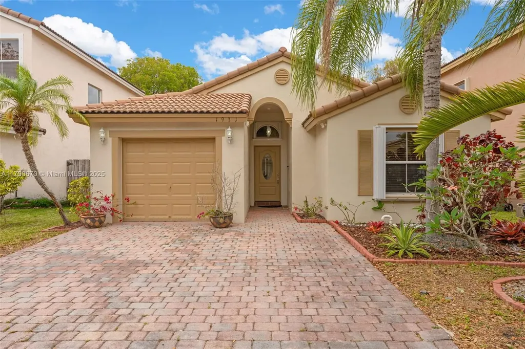 1931 SE 14th Court Homestead FL 33035