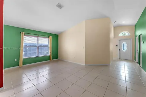 1931 SE 14th Court Homestead FL 33035
