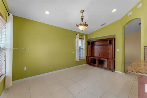 1931 SE 14th Court Homestead FL 33035