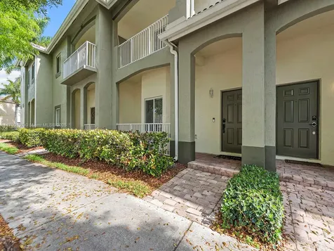 2352 SE 21st Street Homestead FL 33035