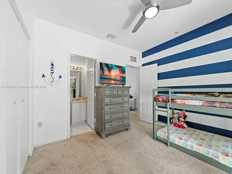 2352 SE 21st Street Homestead FL 33035