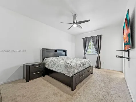 2352 SE 21st Street Homestead FL 33035