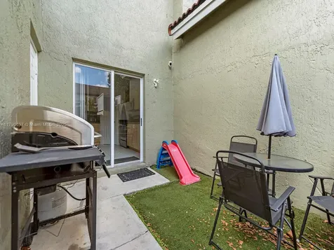 2352 SE 21st Street Homestead FL 33035