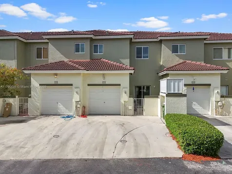 2352 SE 21st Street Homestead FL 33035