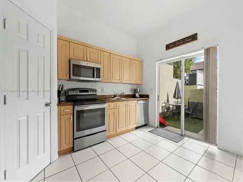 2352 SE 21st Street Homestead FL 33035
