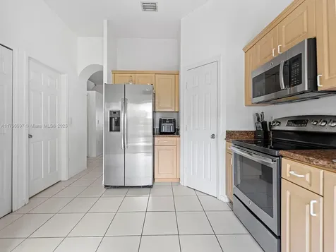 2352 SE 21st Street Homestead FL 33035