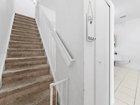 2352 SE 21st Street Homestead FL 33035