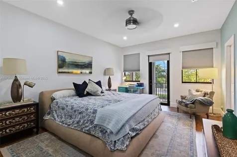 10470 NW 58th Terrace Doral FL 33178
