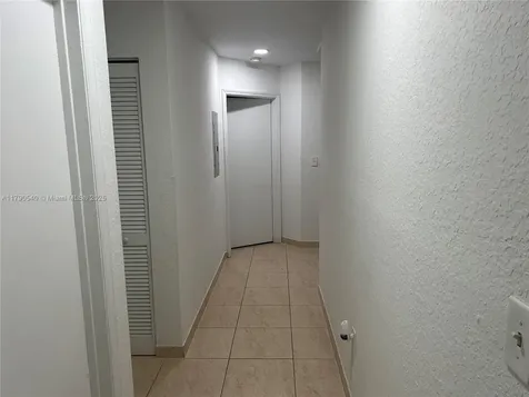 1446 NW 61st Street Miami FL 33142