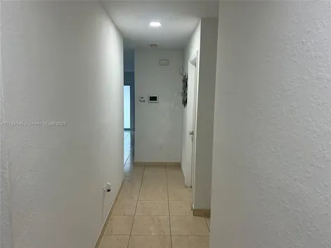 1446 NW 61st Street Miami FL 33142