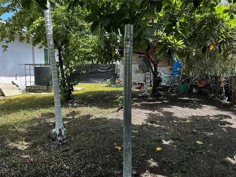 1446 NW 61st Street Miami FL 33142