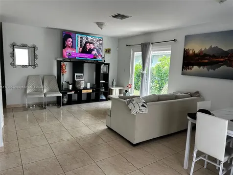 1446 NW 61st Street Miami FL 33142