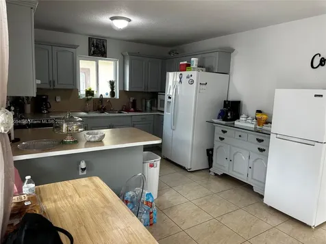 1446 NW 61st Street Miami FL 33142