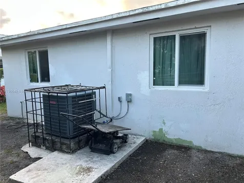 1446 NW 61st Street Miami FL 33142