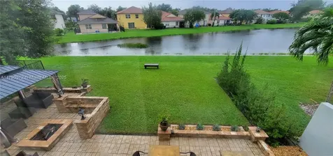 9042 Silver Glen Way Lake Worth FL 33467