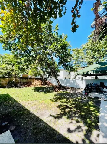 1945 NW 51 Street Terrace Miami FL 33142