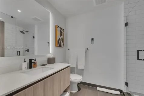 398 NE 5th Street Miami FL 33132